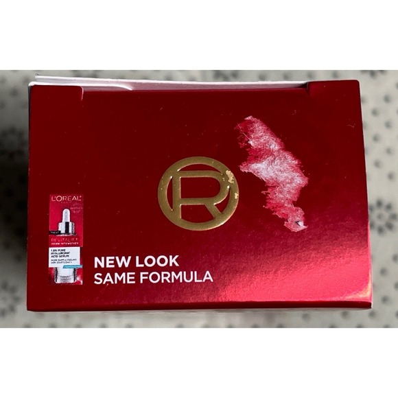 L'Oréal Paris Fragrance Free 1.5 Pure Hyaluronic Acid Serum, 1.0 FL. OZ. - Picture 5 of 6